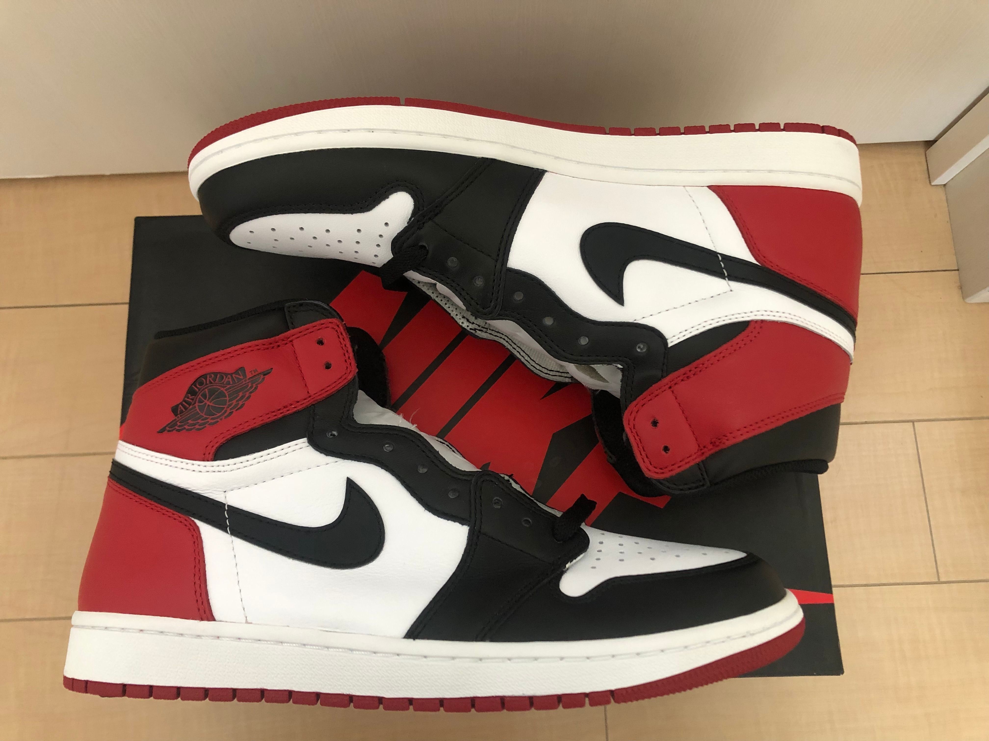 Nike Air Jordan 1 Retro High OG "Black Toe"(2016)