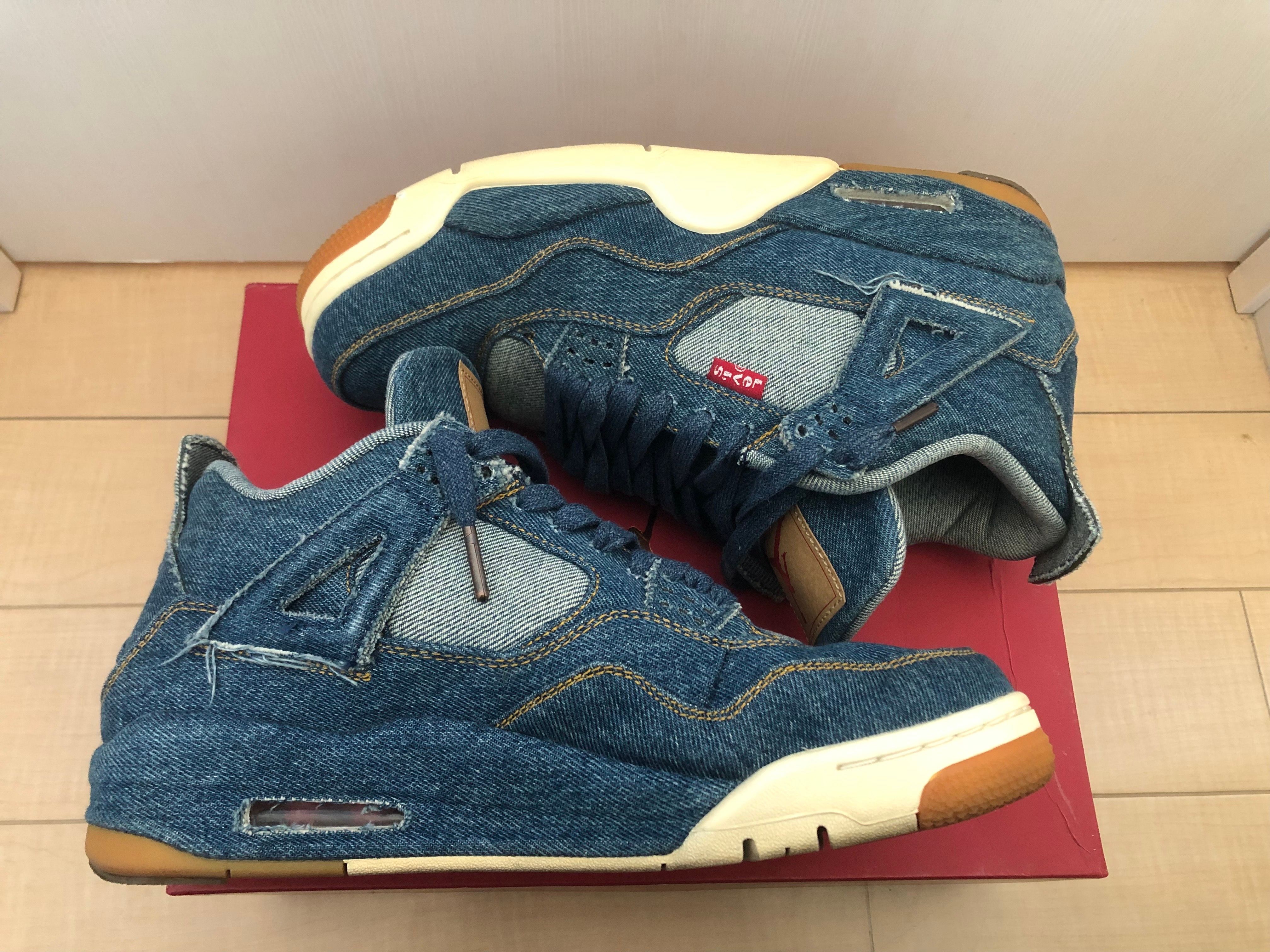 Nike × Levi's Air Jordan 4 "Denim"(タグ:LEVIS®)