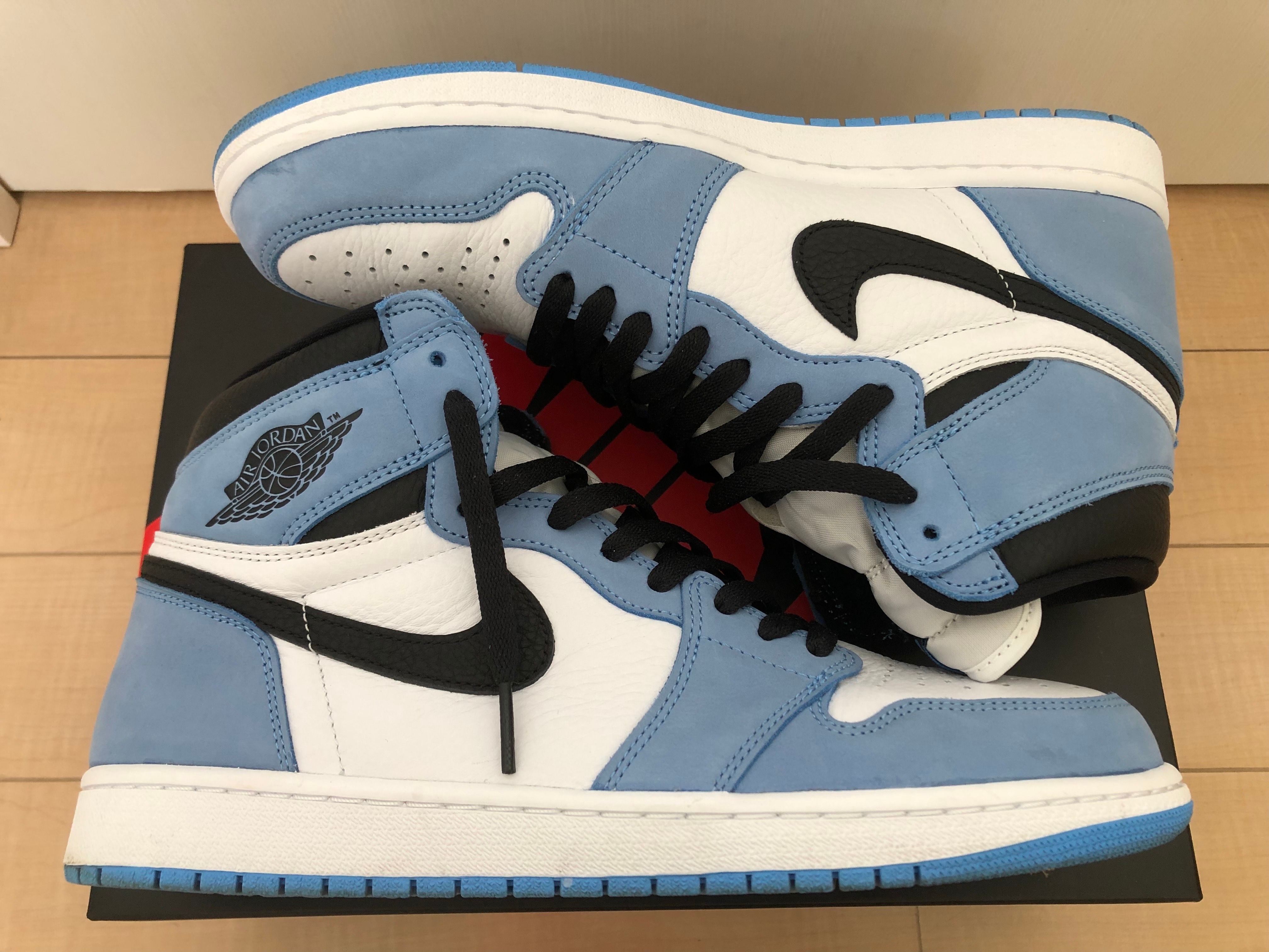 Nike Air Jordan 1 High OG "University Blue"