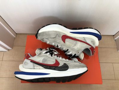 sacai × Nike Vapor Waffle "Royal Fuchsia"