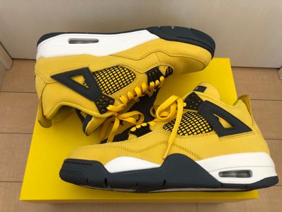 Nike Air Jordan 4 "Tour Yellow"