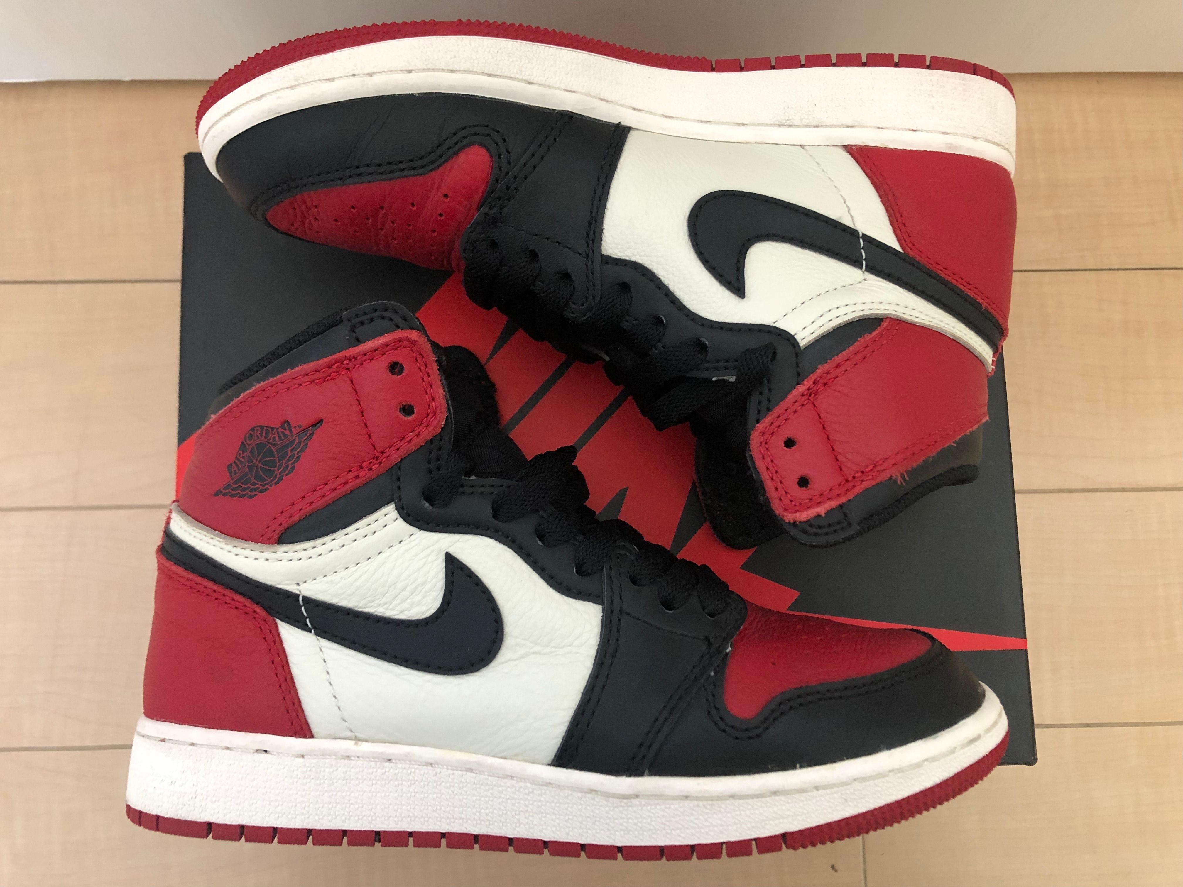 Nike GS Air Jordan 1 Retro High "Bred Toe"