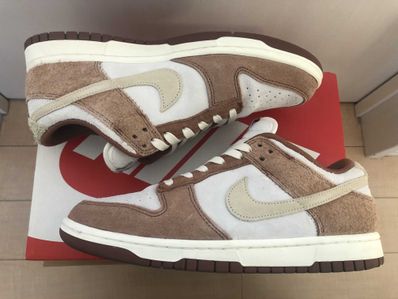 Nike Dunk Low PRM "Medium Curry"