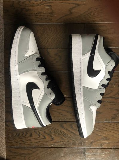 Nike GS Air Jordan 1 Low "Light Smoke Grey"
