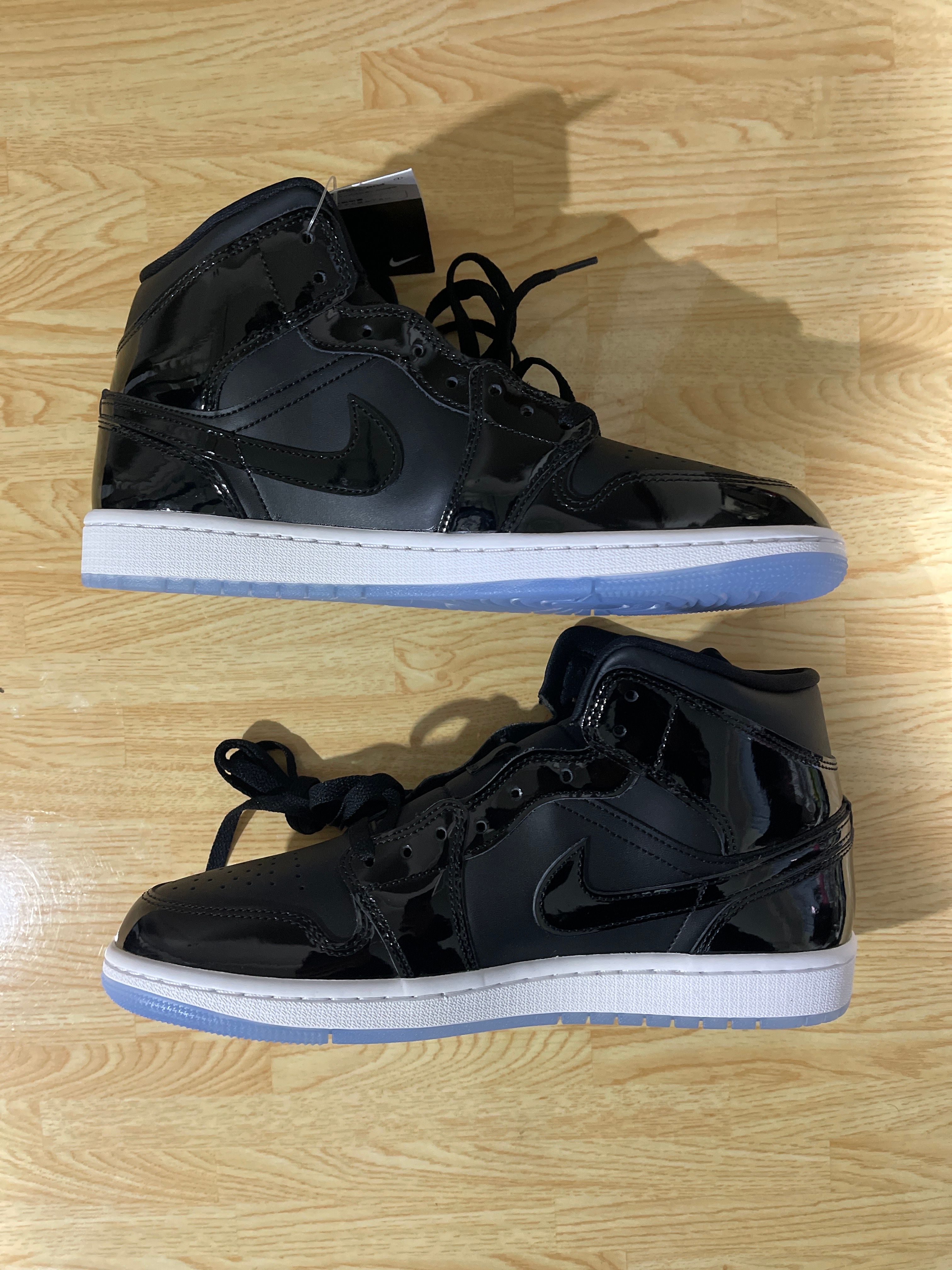 Nike Air Jordan 1 Mid "Space Jam"