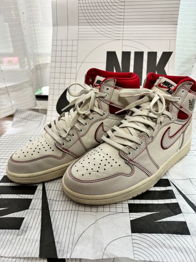 Nike Air Jordan 1 Retro High OG "Sail/University Red"