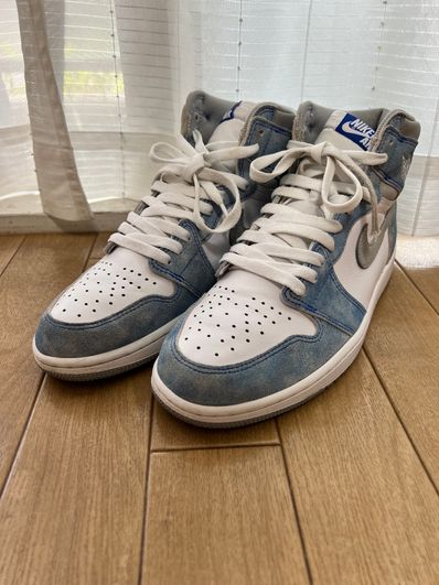 Nike Air Jordan 1 High OG "Hyper Royal"