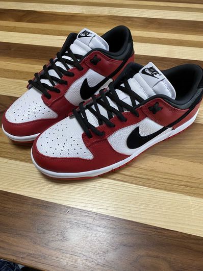 Nike SB Dunk Low Pro "J-Pack Chicago/Varsity Red and White"