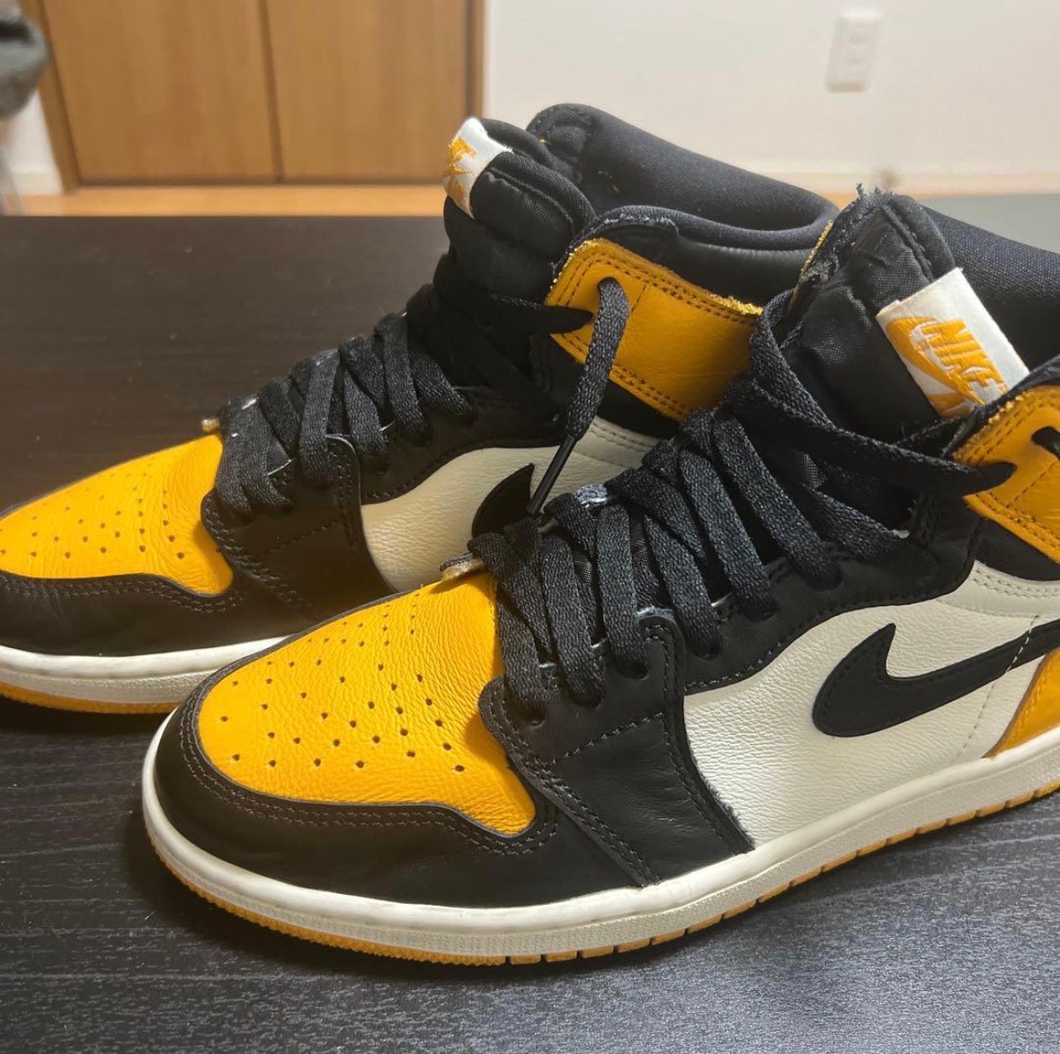 Nike Air Jordan 1 Retro High OG "Taxi"