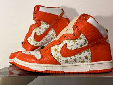 Supreme × Nike SB Dunk High "Orange Stars"