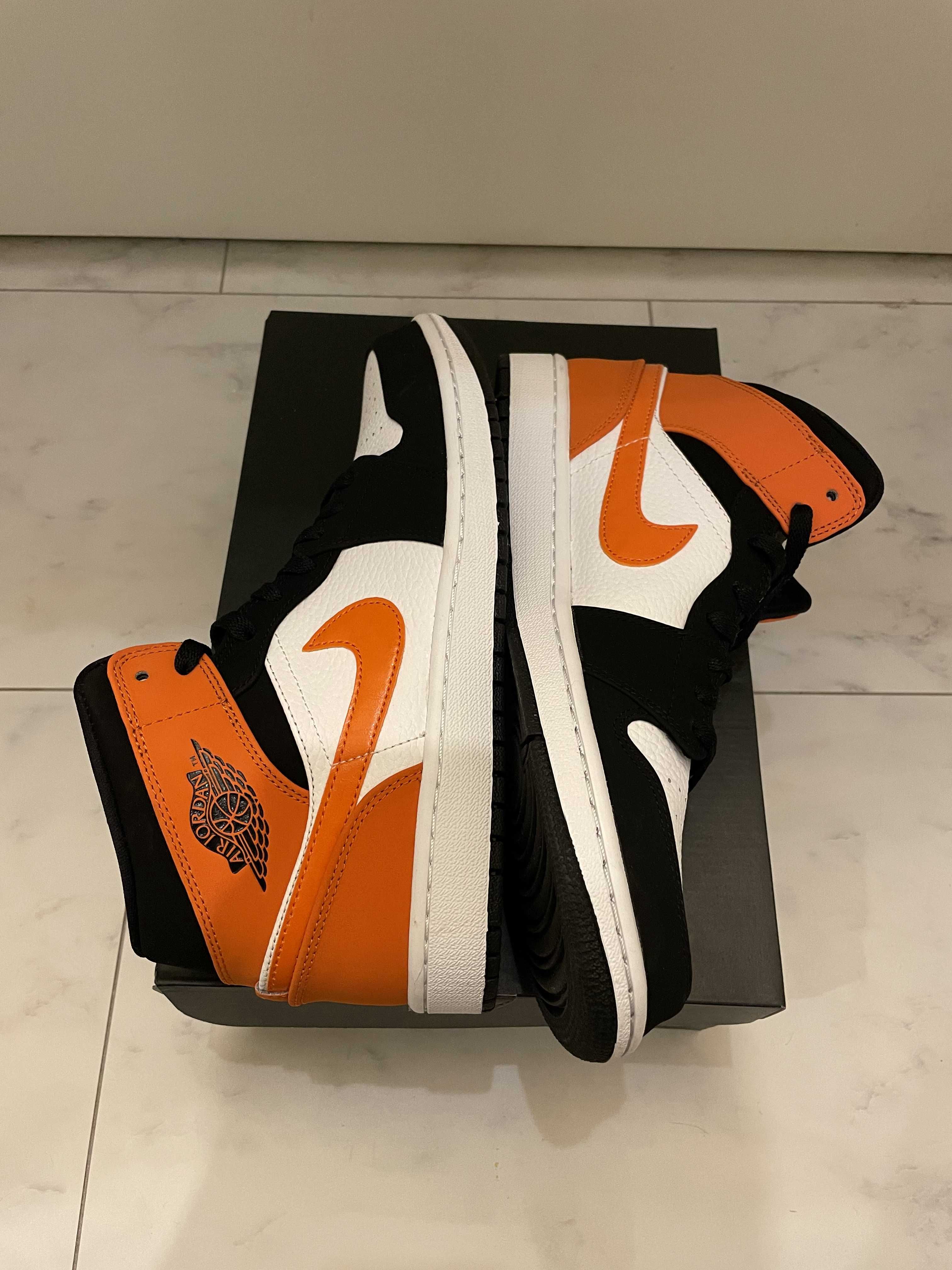 NIKE AIR JORDAN 1 MID "SHATTERED BACKBOARD"