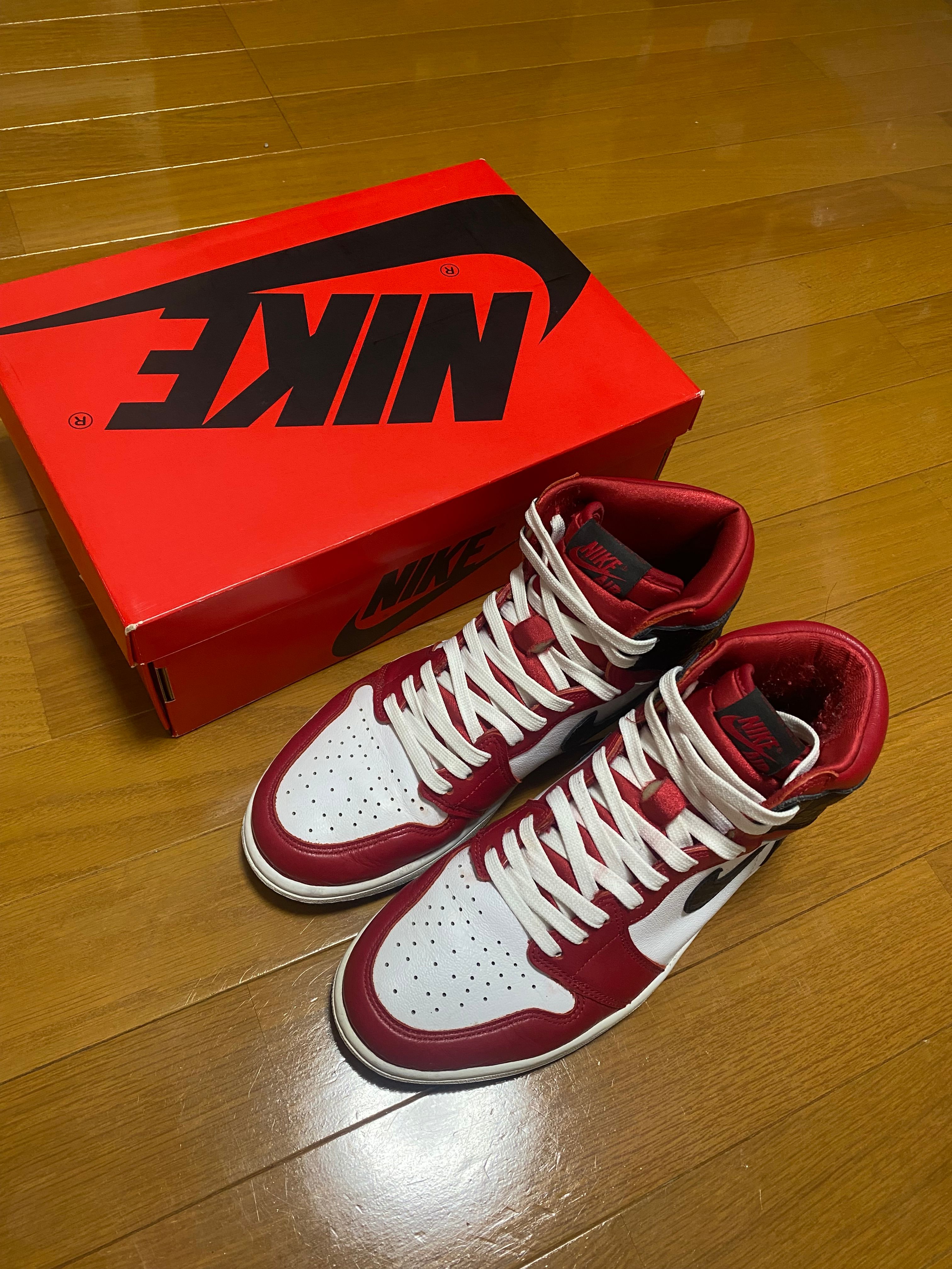 Nike Women's Air Jordan 1 High OG "Satin Red"