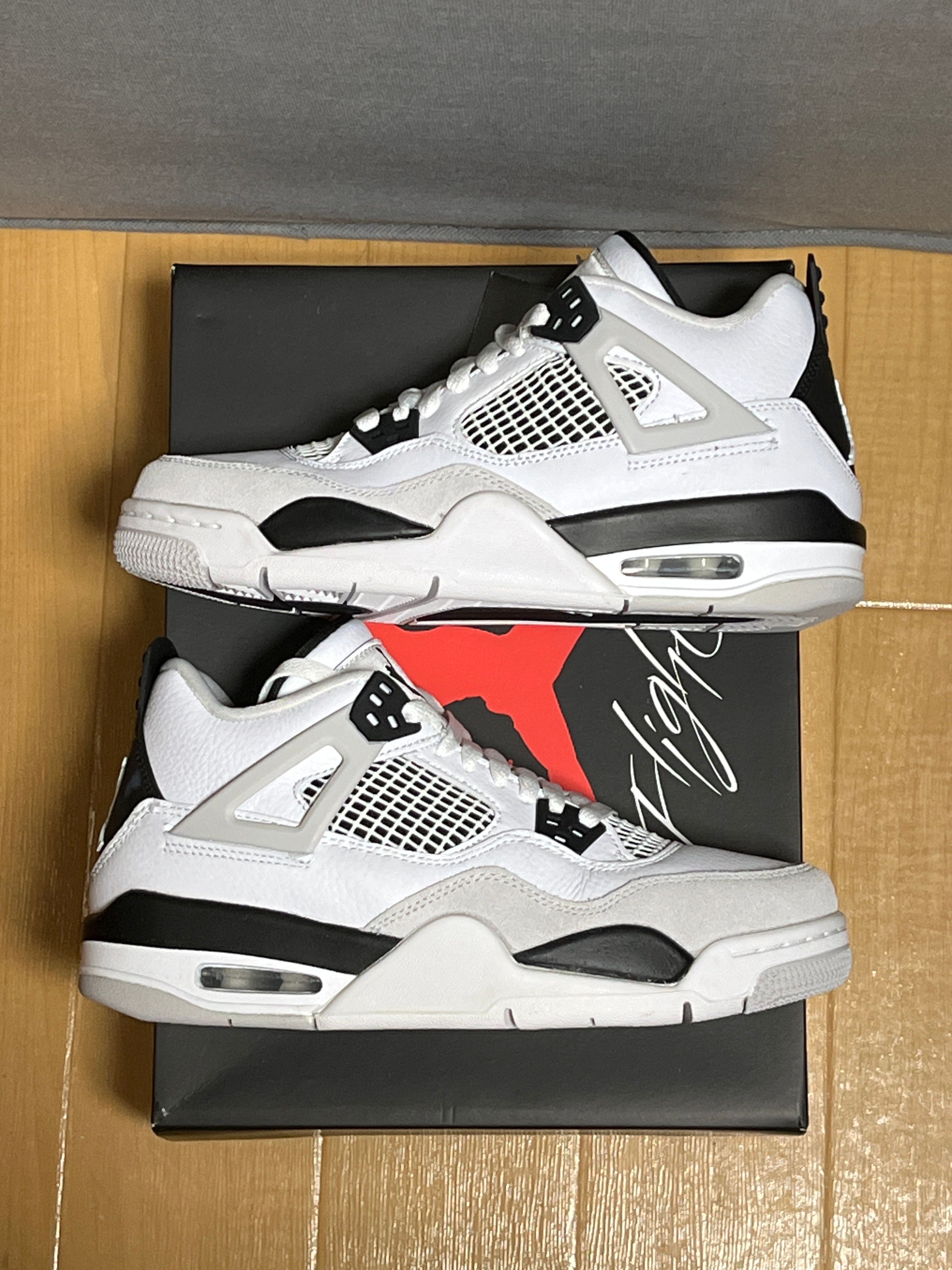 Nike GS Air Jordan 4 "Military Black"