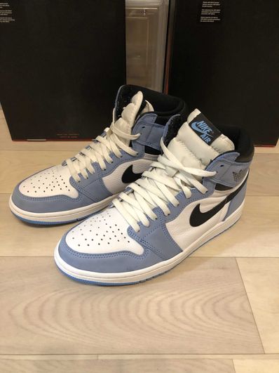 Nike Air Jordan 1 High OG "University Blue"