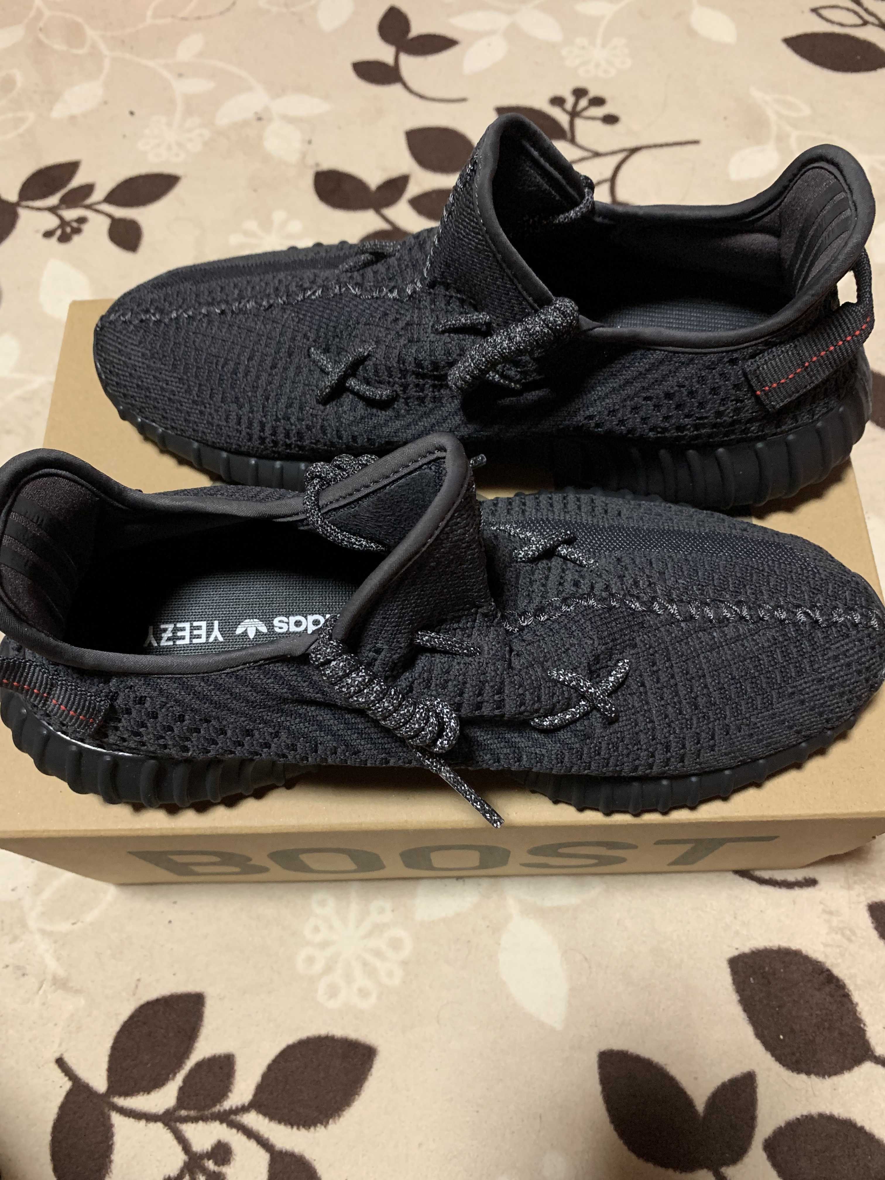 adidas YEEZY Boost 350 V2 "Black"