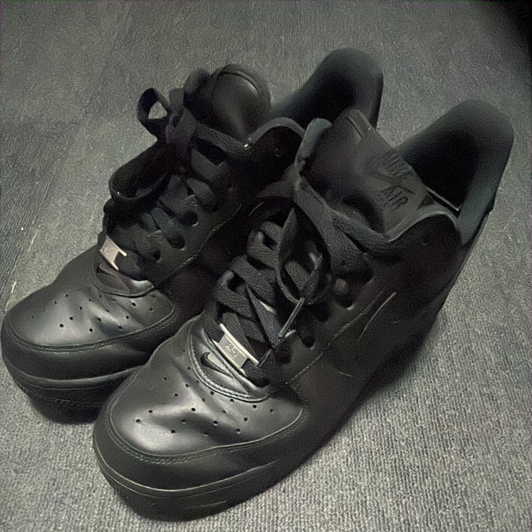 Supreme × Nike Air Force 1 Low "Black"