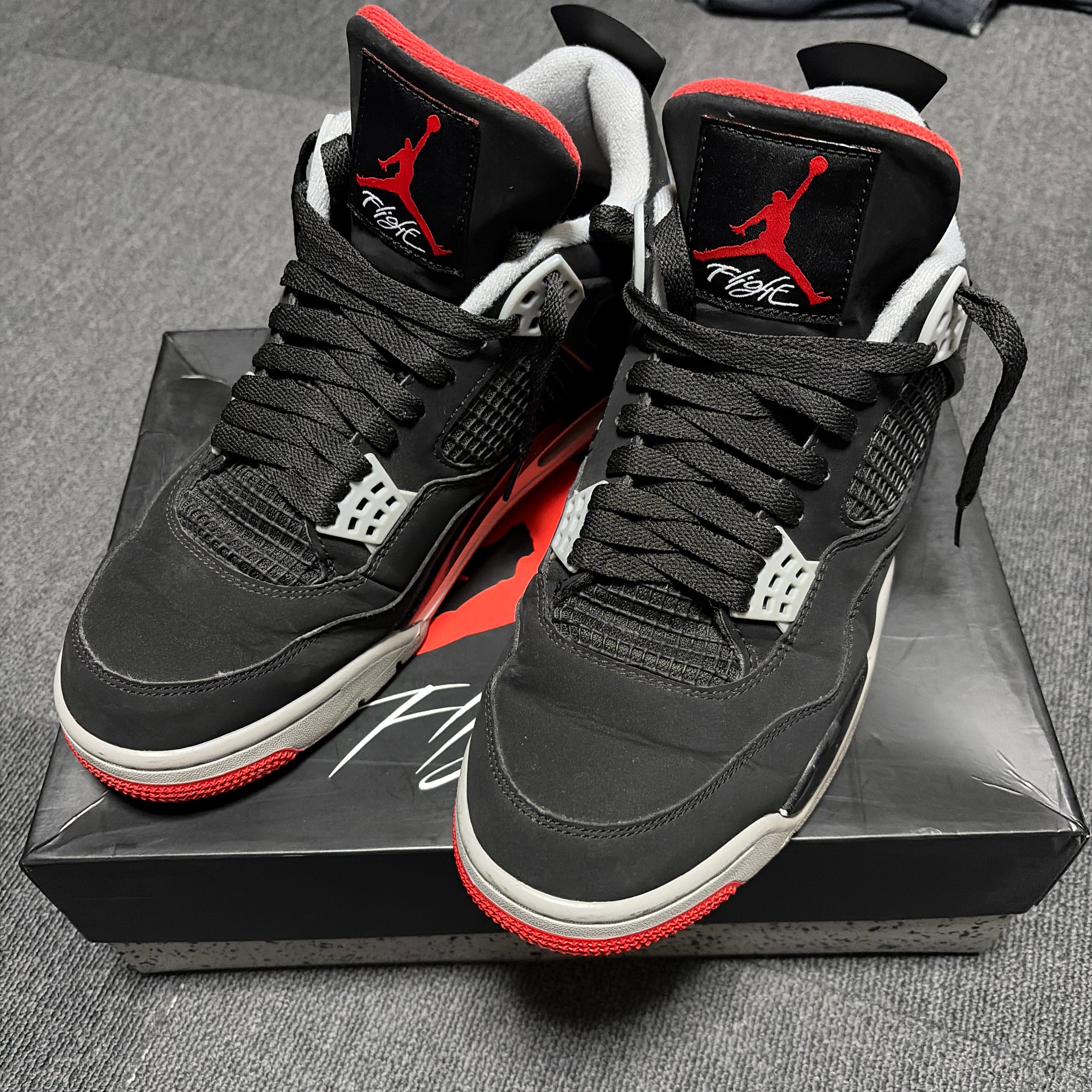 Nike Air Jordan 4 Retro "Bred" (2019)  
