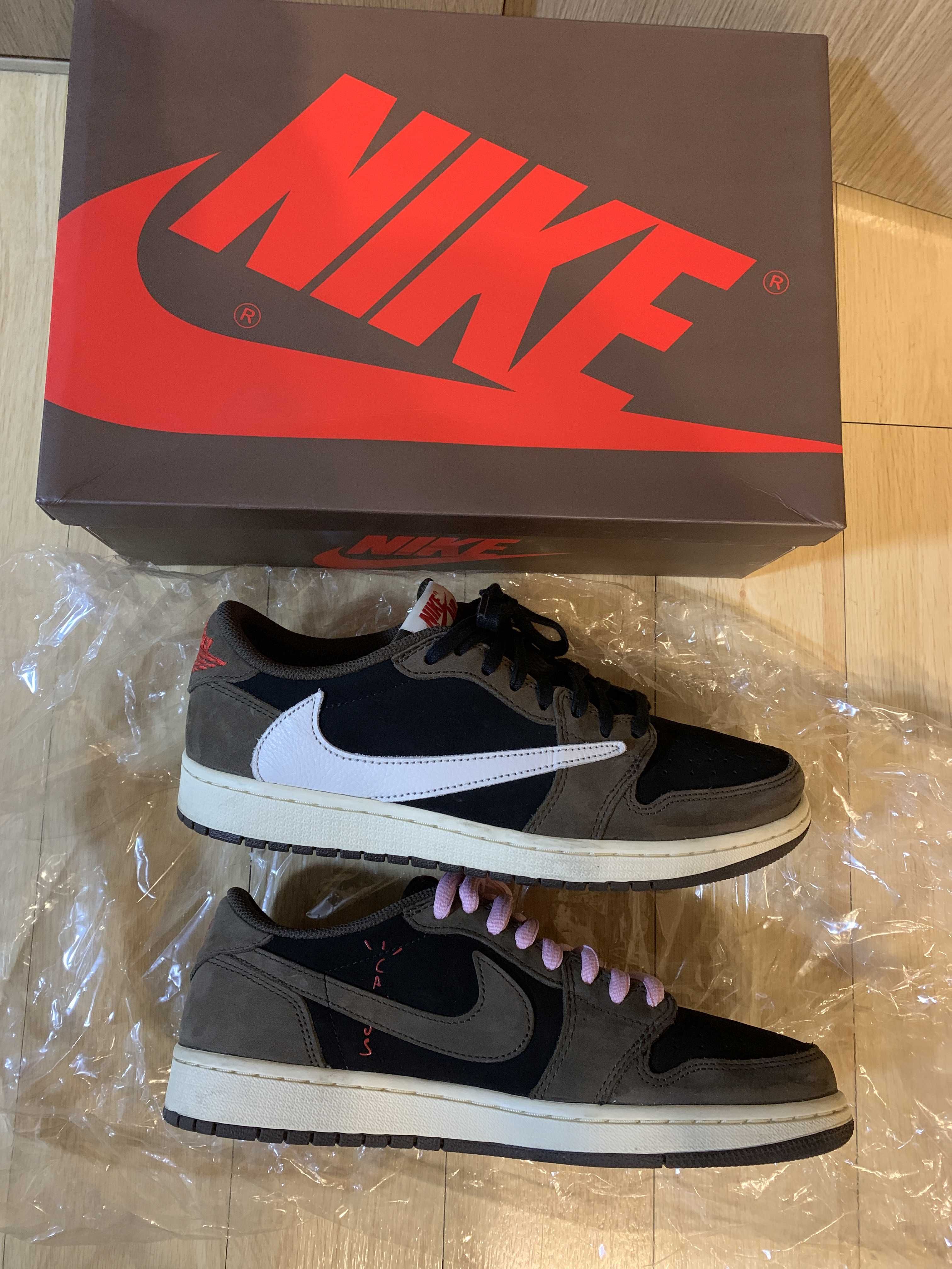 Travis Scott × Nike Air Jordan 1 Low OG SP-T  "Black/Dark Mocha"