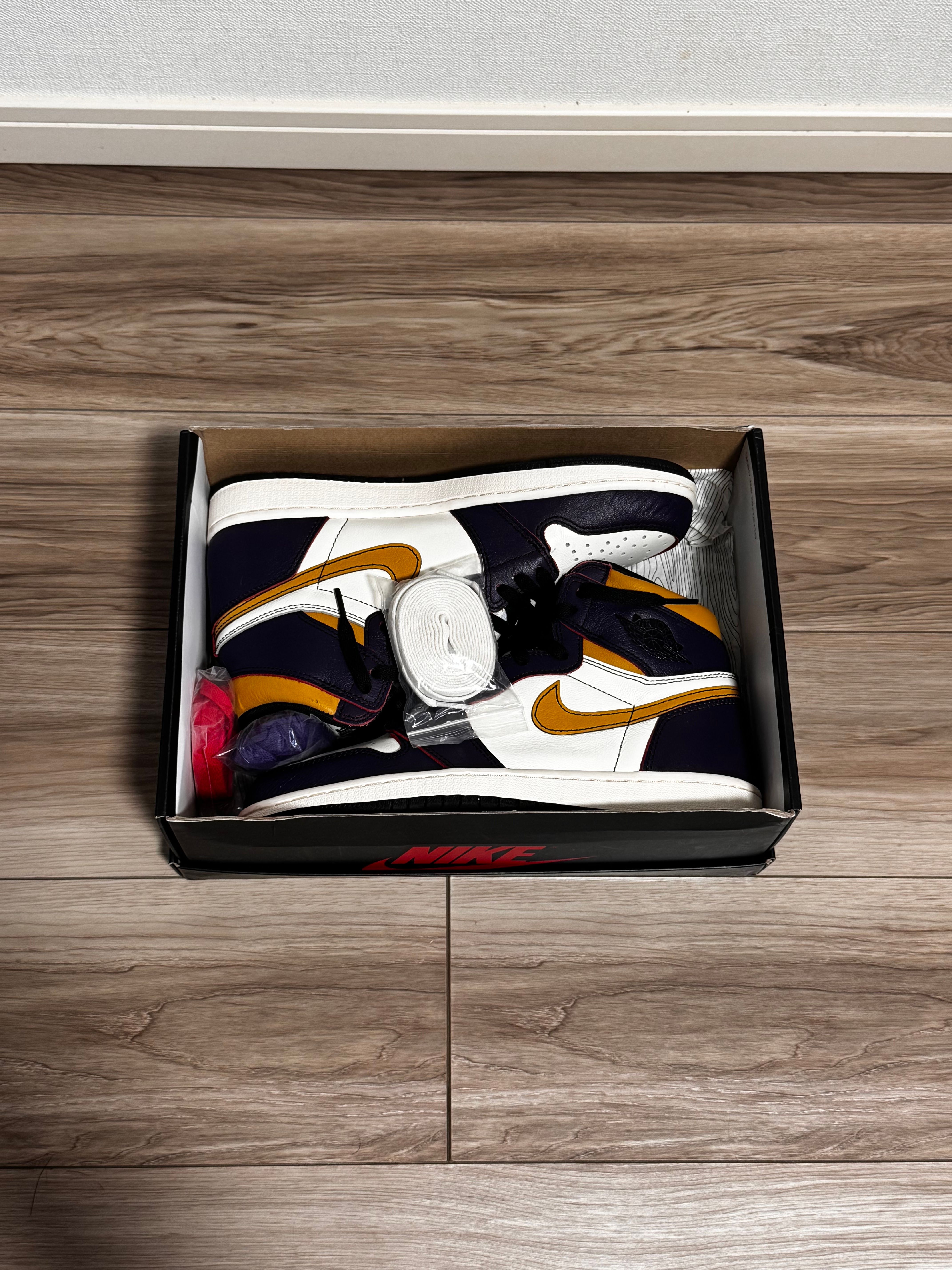 Nike SB × Air Jordan 1 Retro High "La To Chicago"  