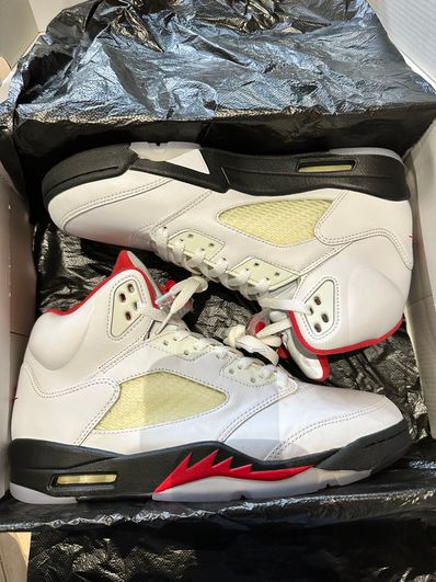 Nike Air Jordan 5 Retro "Fire Red" (2020)