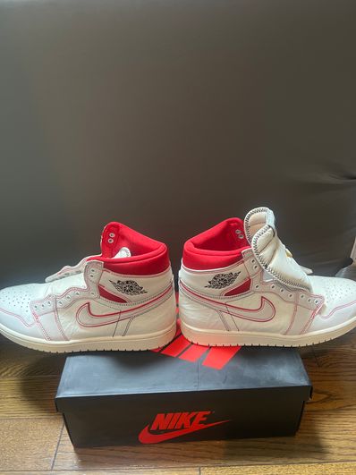 Nike Air Jordan 1 Retro High OG "Sail/University Red"