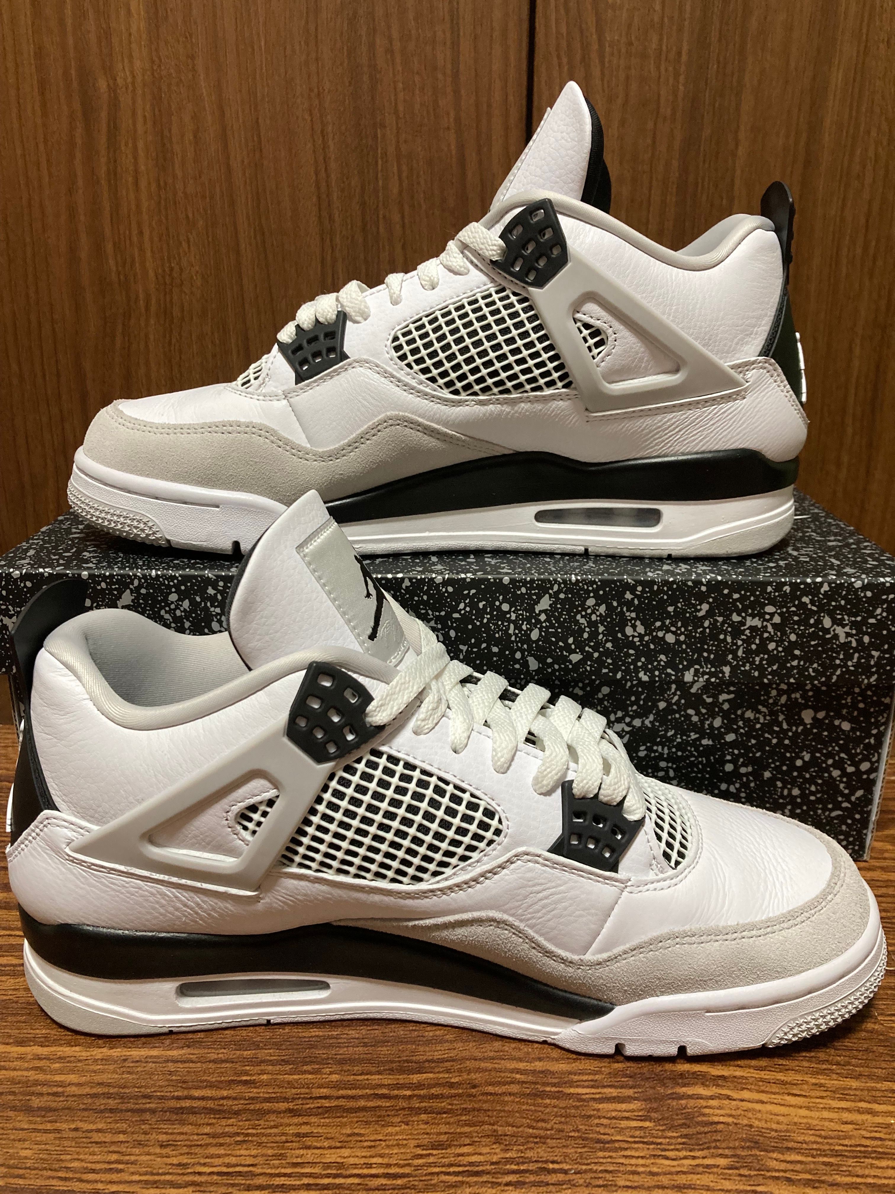 Nike Air Jordan 4 "Military Black"