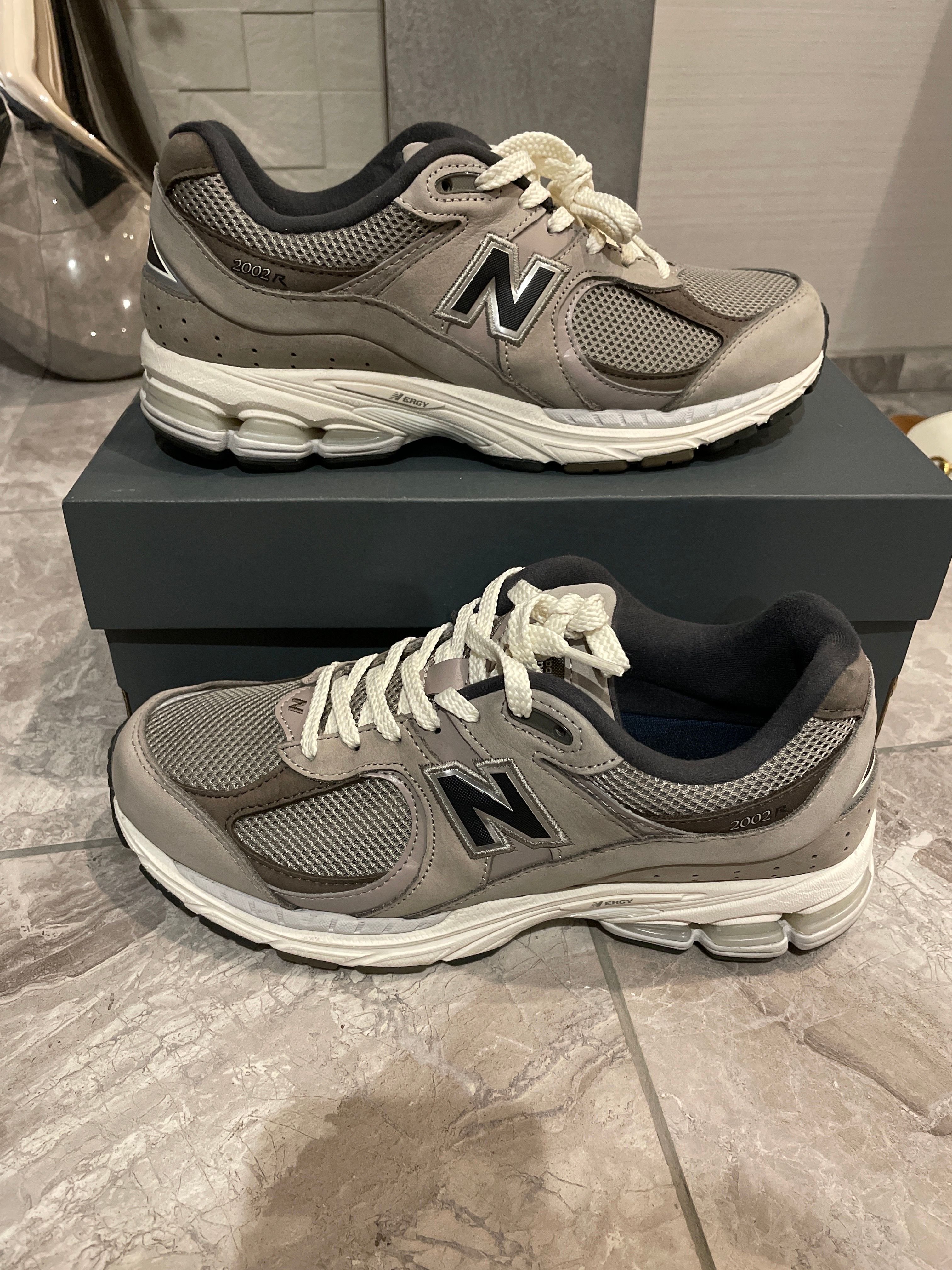 New Balance 2002R "Warm Alpaca/Light Chalkboard"