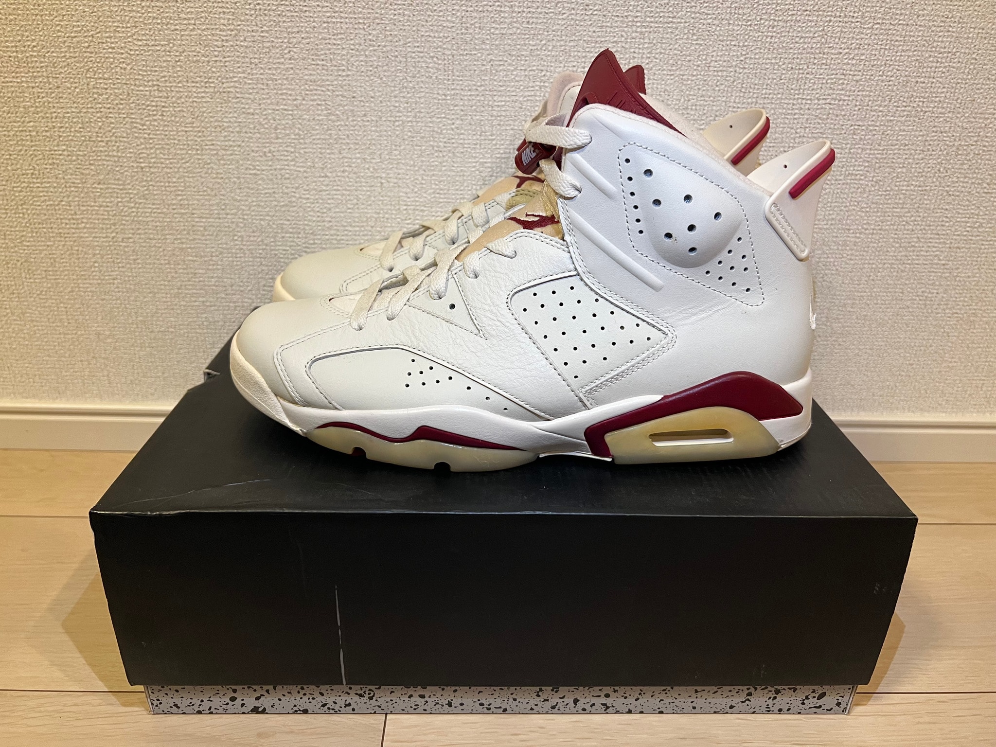 Nike Air Jordan 6 Retro "Maroon" (2015)