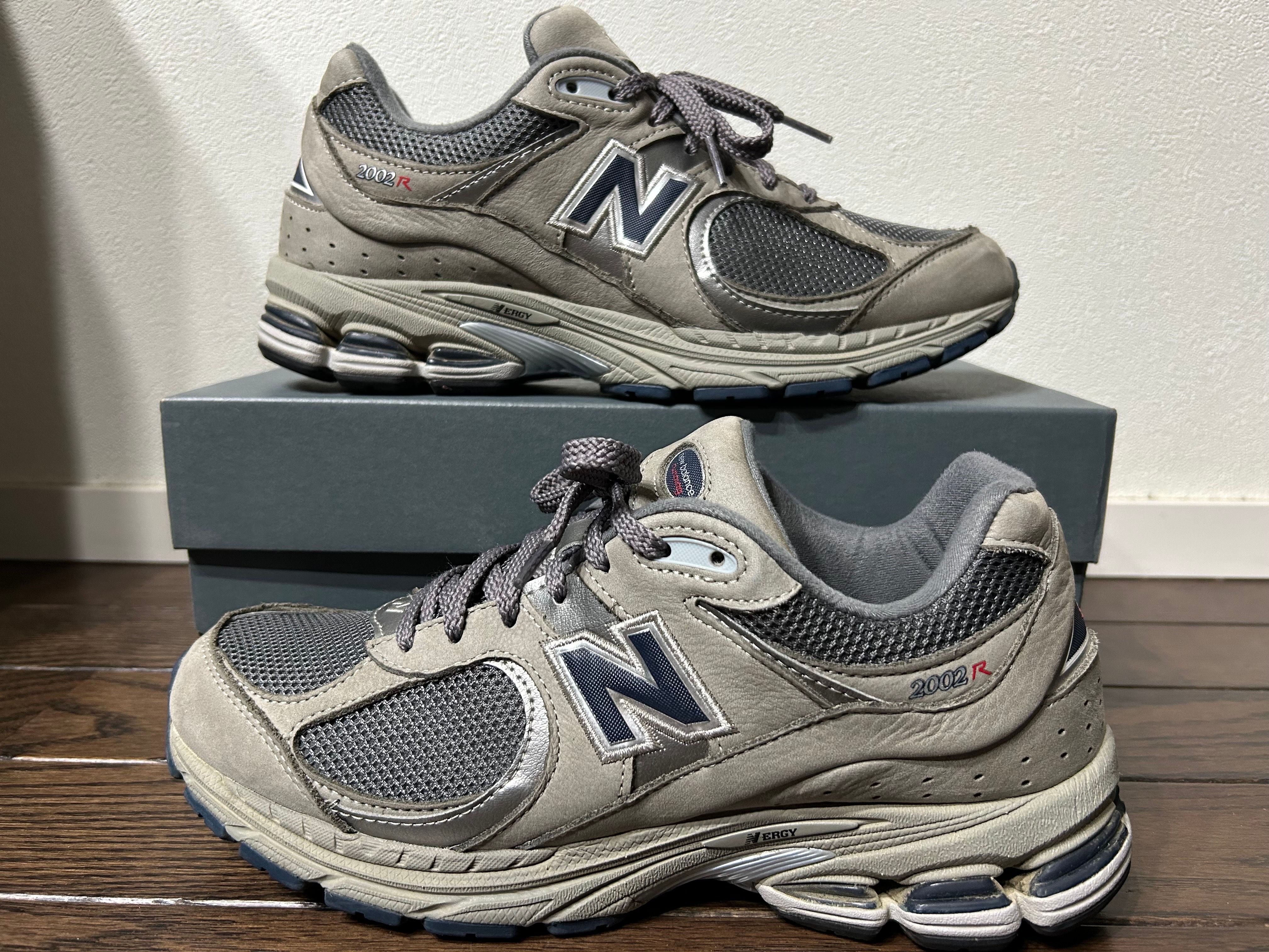 New Balance 2002R "Gray"