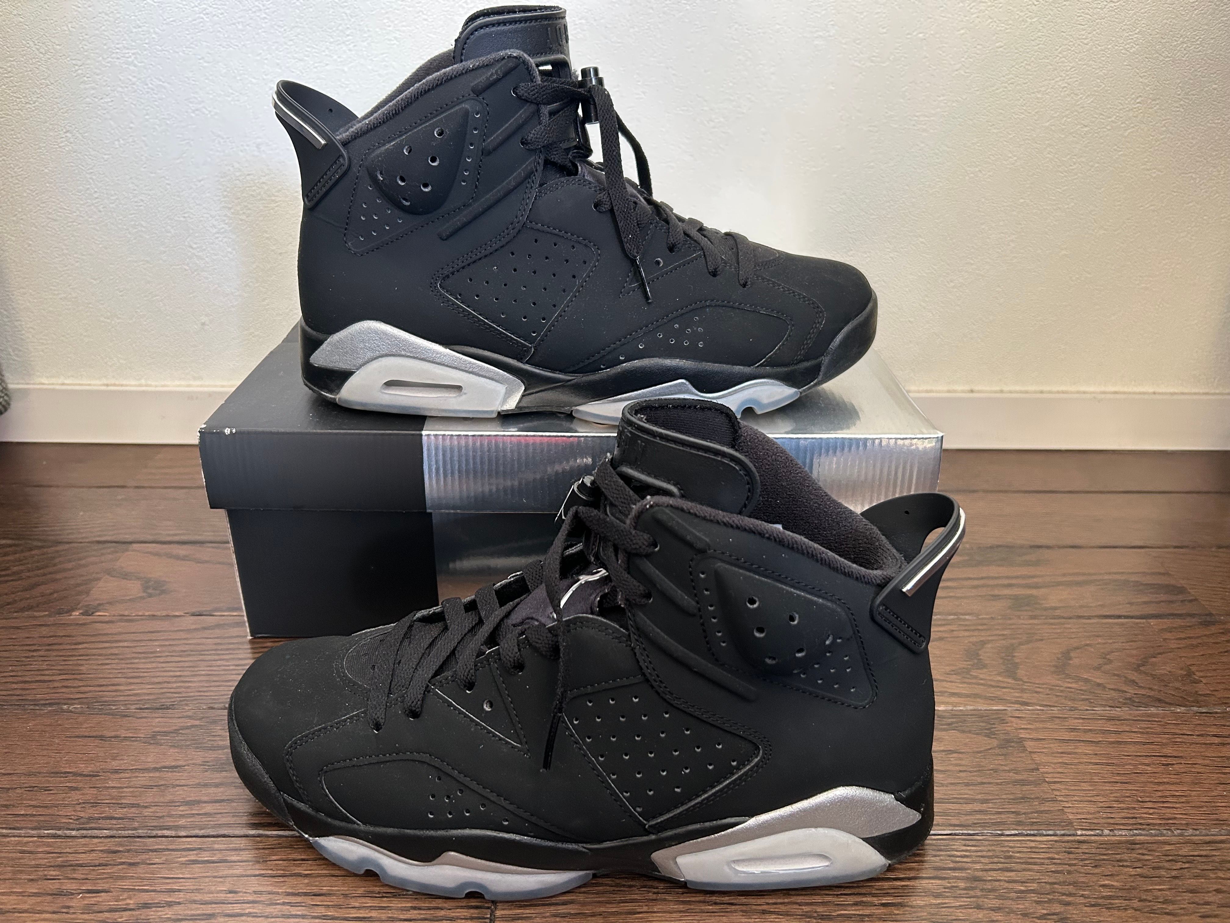 Nike Air Jordan 6 Retro "Metallic Silver"