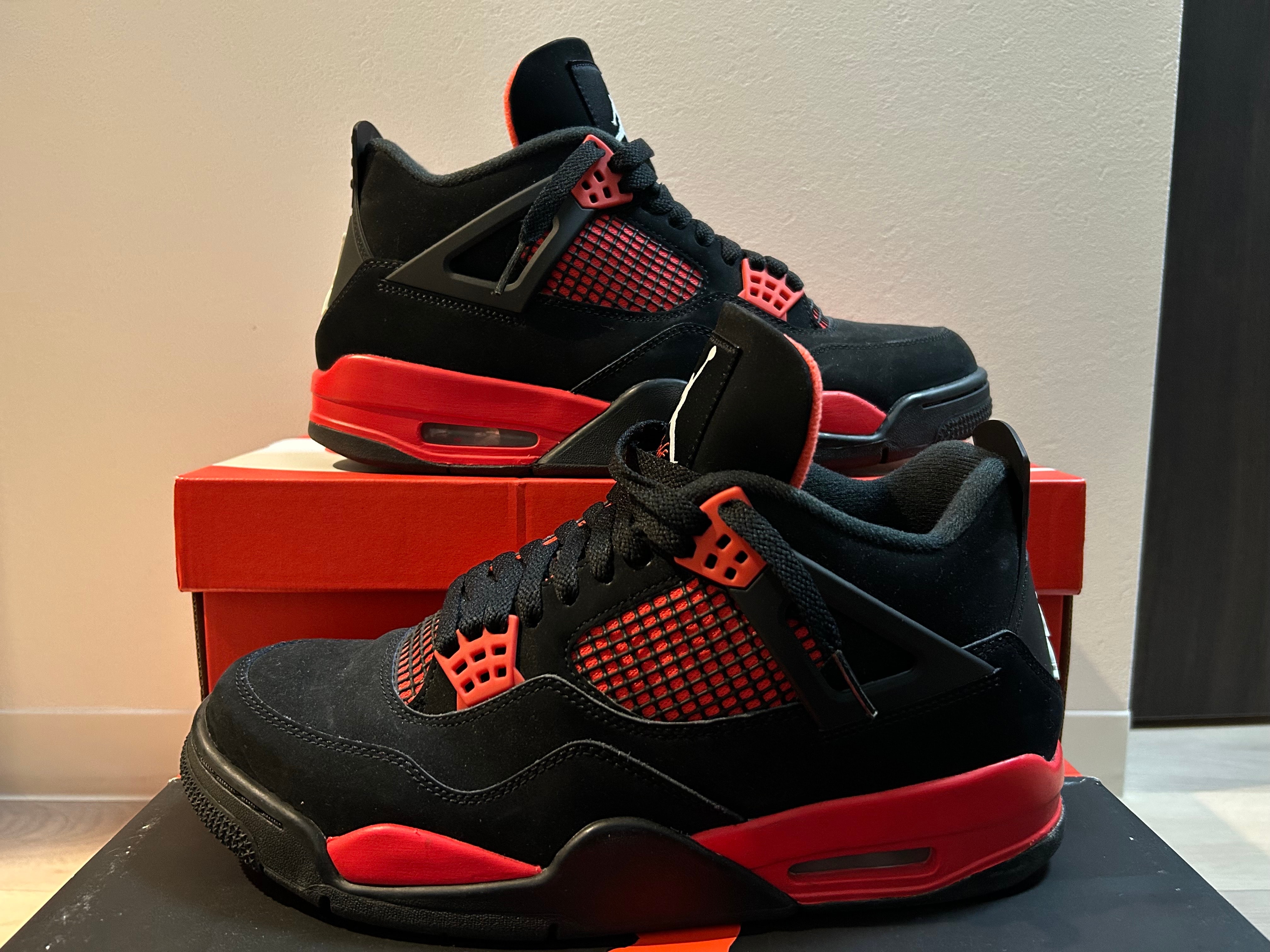 Nike Air Jordan 4 "Red Thunder/Crimson"