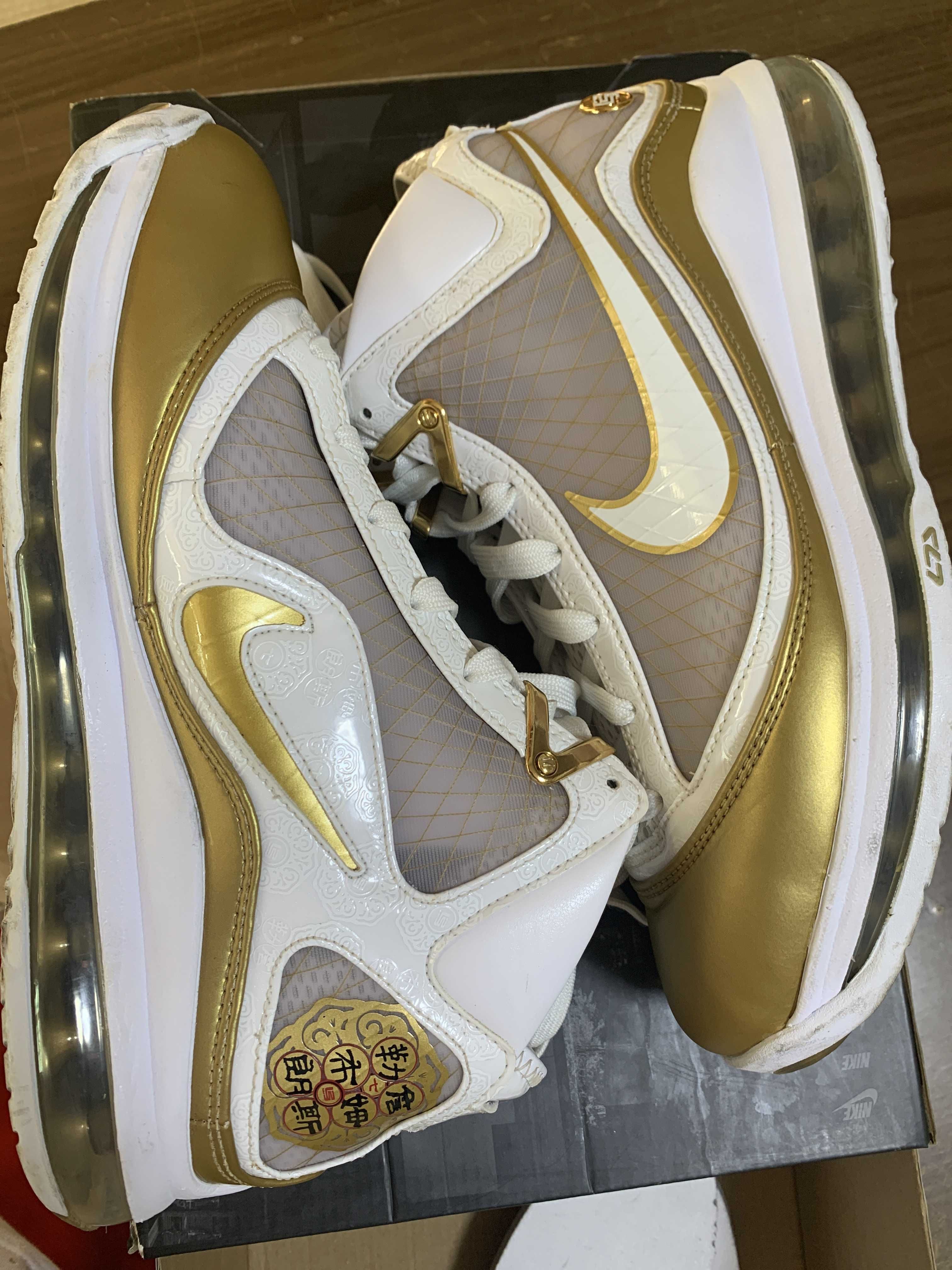 NIKE LEBRON VII QS "CHINA MOON"