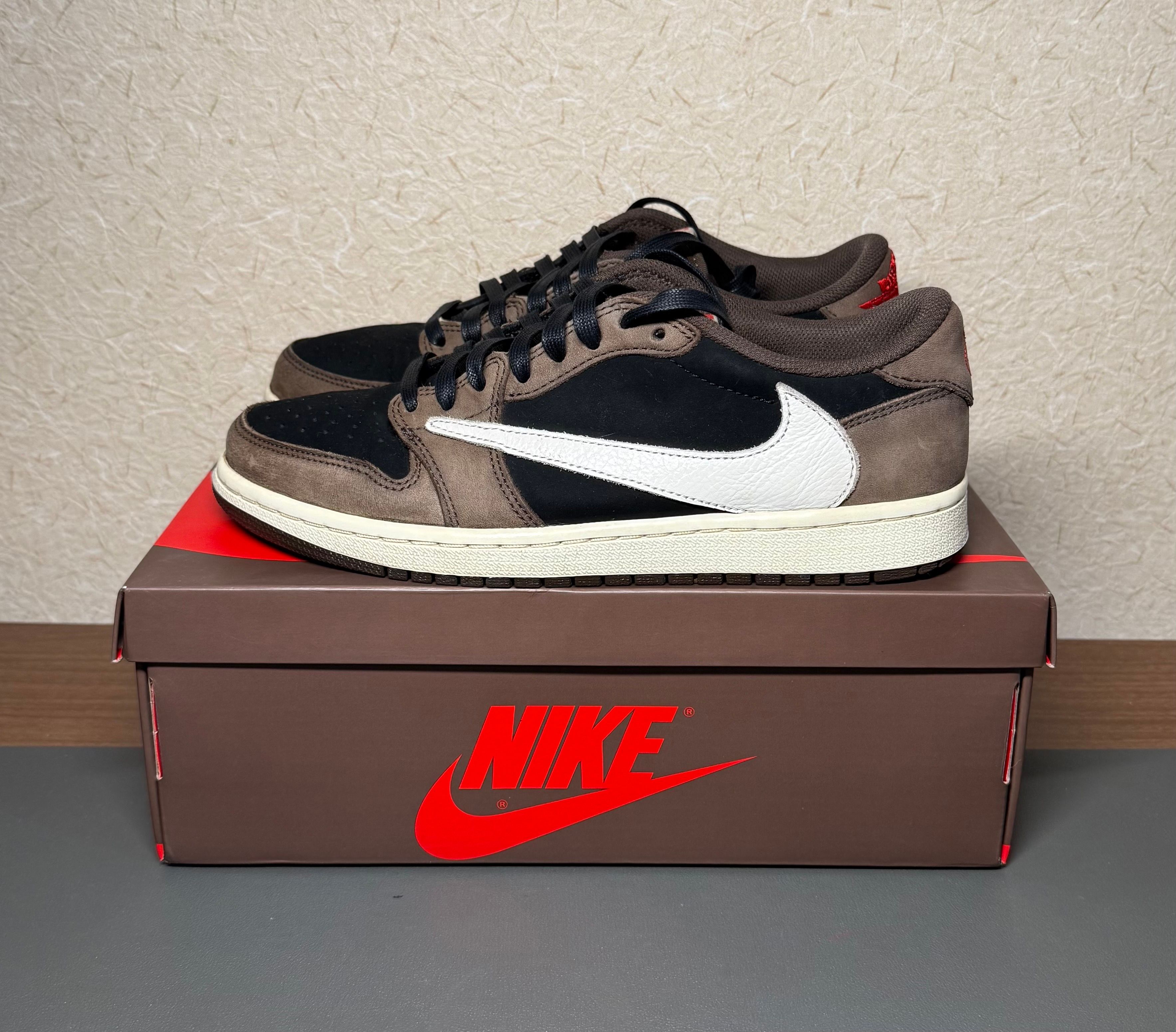 Travis Scott × Nike Air Jordan 1 Low OG SP-T  "Black/Dark Mocha"