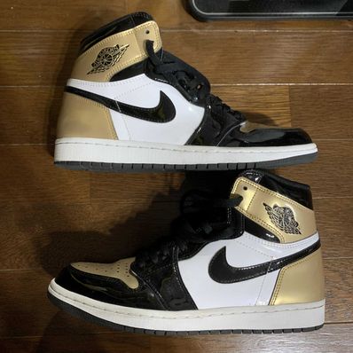 Nike Air Jordan 1 Retro High OG NRG "Gold Toe"