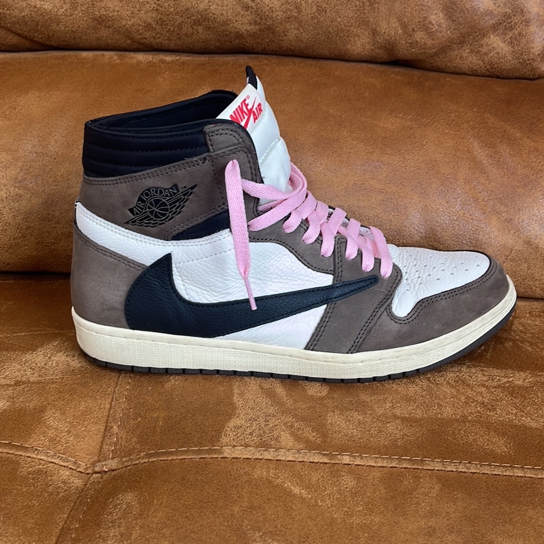 Travis Scott × Nike Air Jordan 1 Retro High OG TS SP "Sail/Dark Mocha"