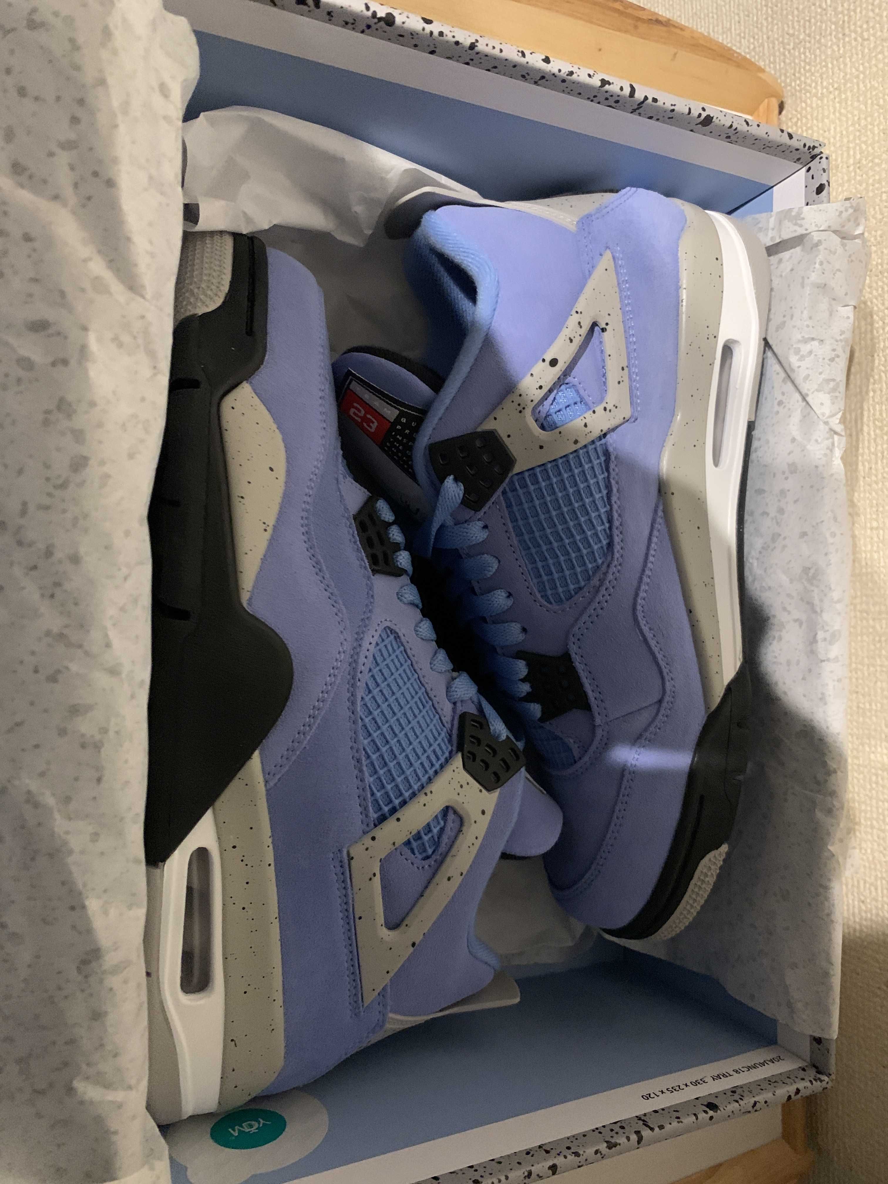 Nike Air Jordan 4 "University Blue"