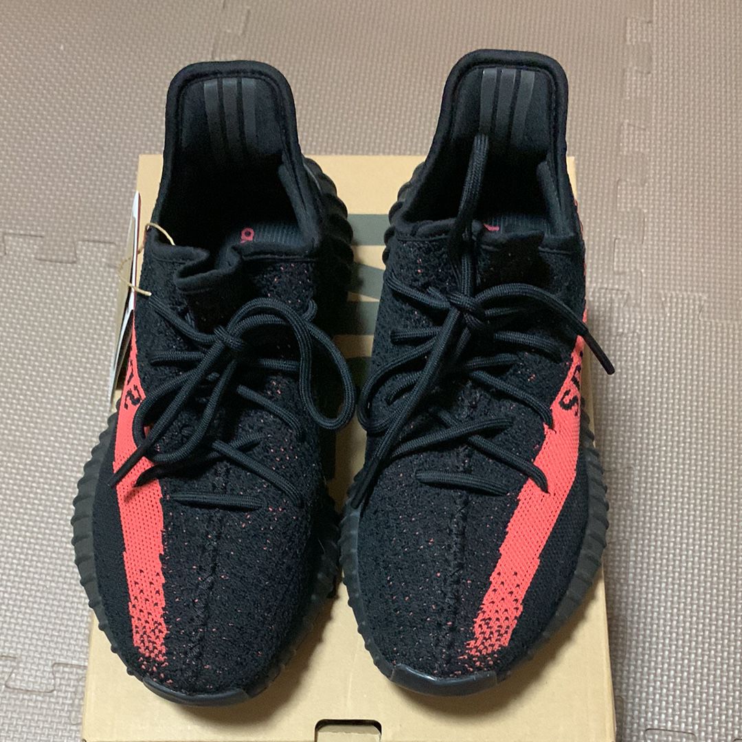 adidas YEEZY Boost 350 V2 "Core Black/Red"