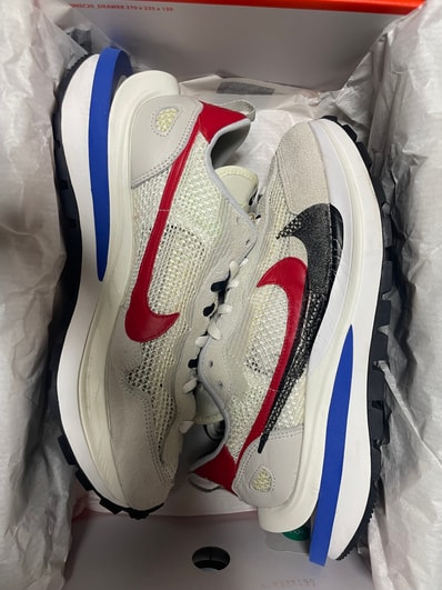 sacai × Nike Vapor Waffle "Royal Fuchsia"
