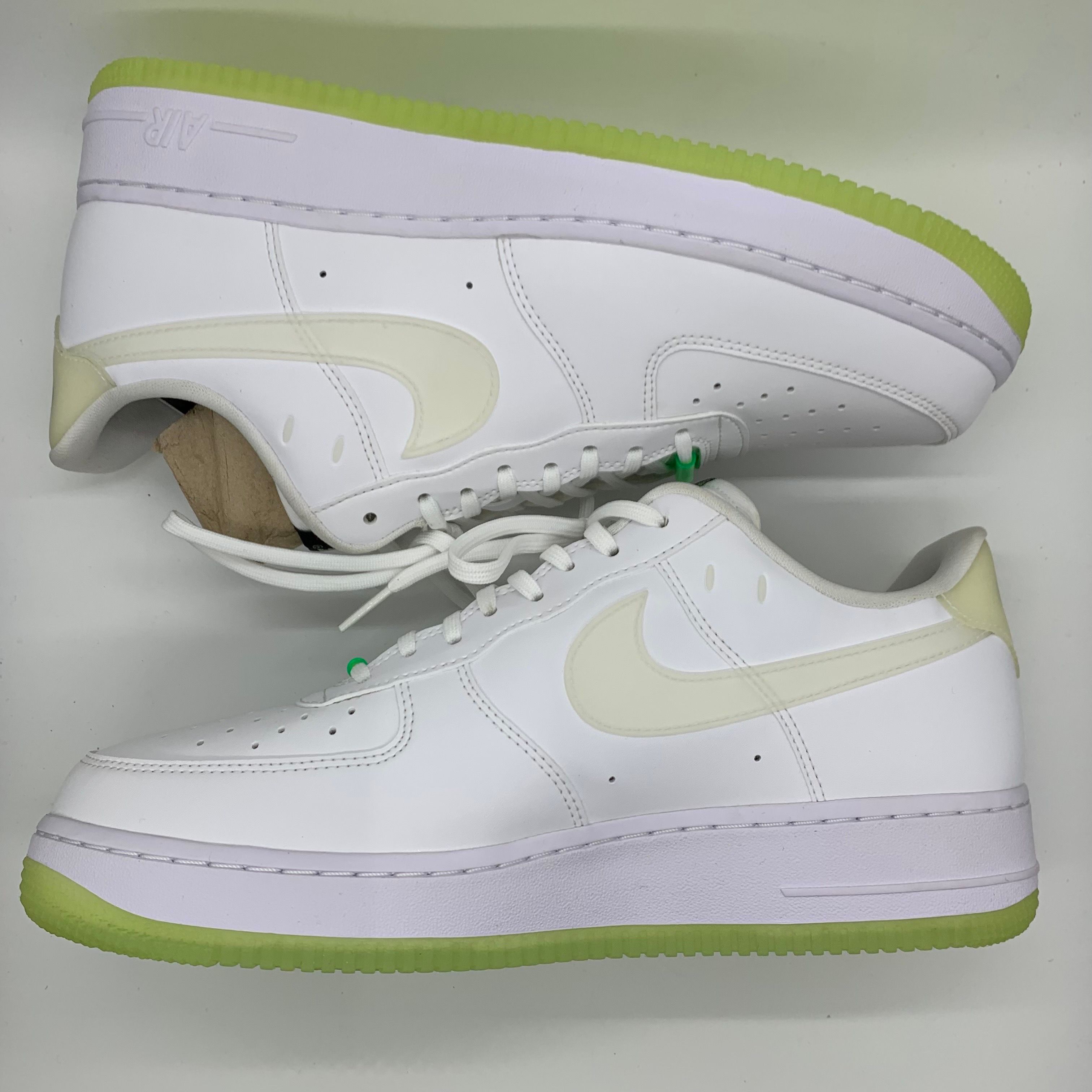 Nike Women's Air Force 1 Low '07 LX "White"