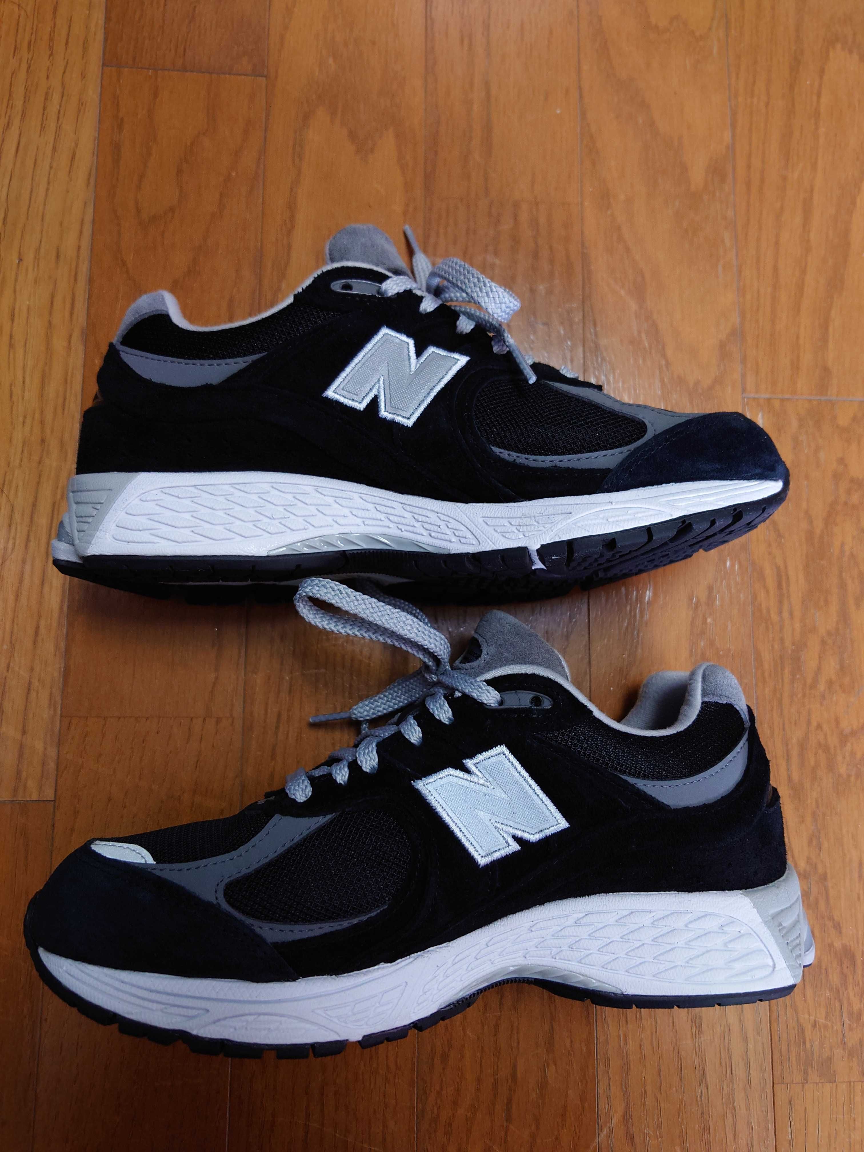 New Balance 2002R GORE-TEX "Black/Gray"