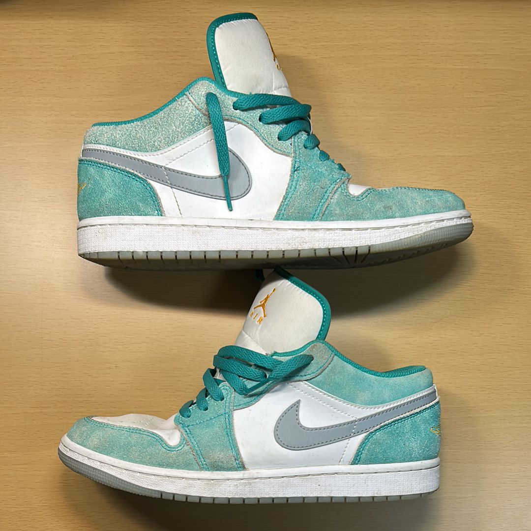 Nike Air Jordan 1 Low SE "New Emerald"