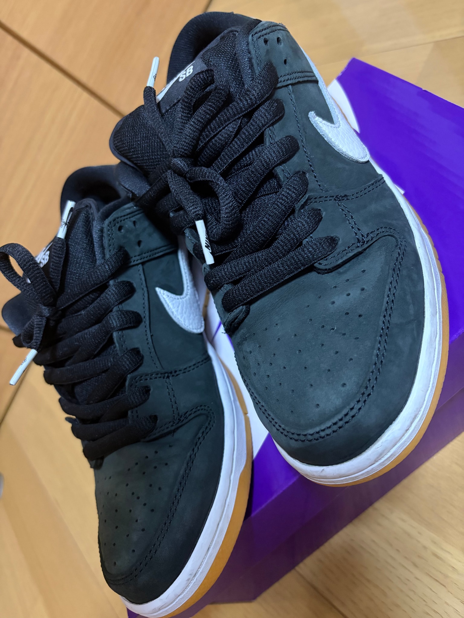 Nike SB Dunk Low Pro "Black/WhiteBlack-Gum Light Brown"