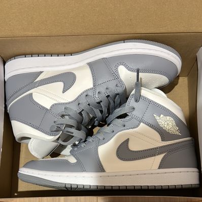 Nike Women's Air Jordan 1 Mid "Grey/Sail"