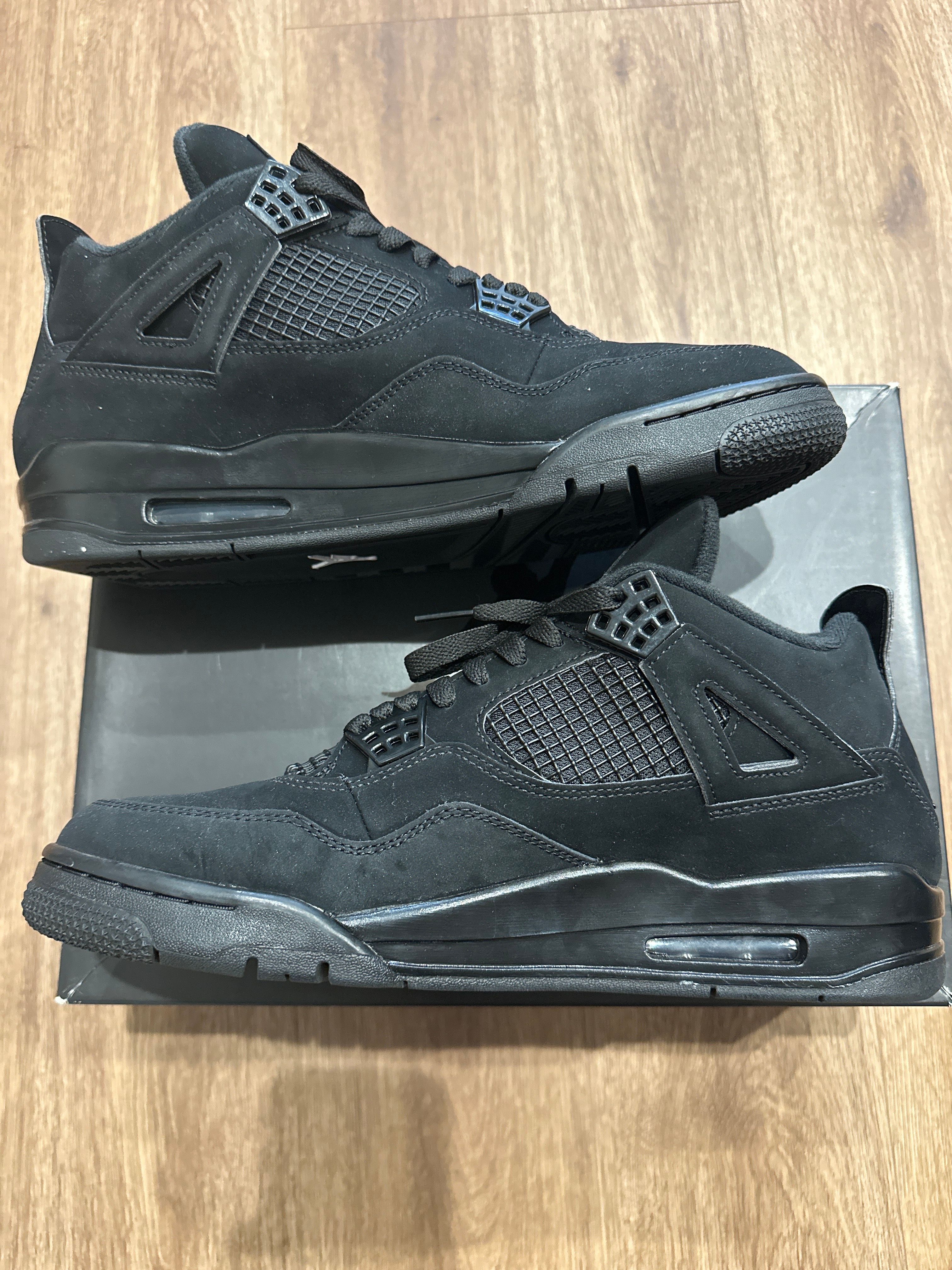 Nike Air Jordan 4 "Black Cat"