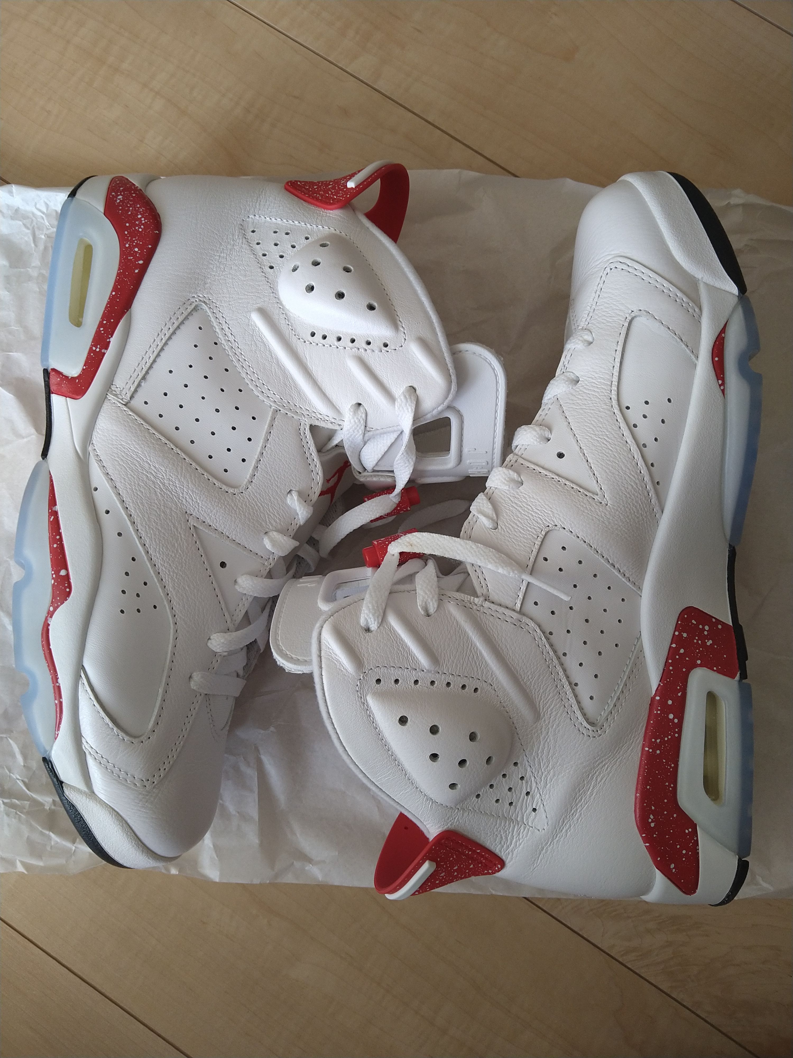 Nike Air Jordan 6 "White and University Red/Red Oreo"