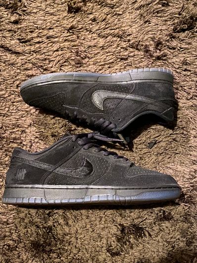 UNDEFEATED × Nike Dunk Low SP "5 ON IT"