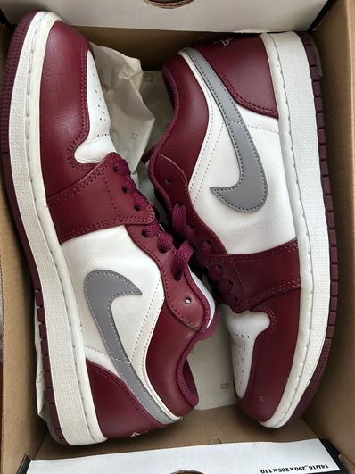 Nike Air Jordan 1 Low "Bordeaux"
