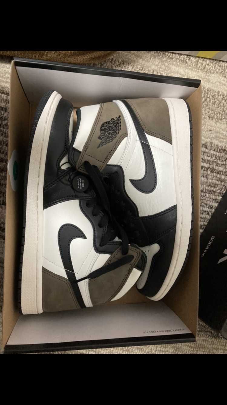 Nike Air Jordan 1 High OG "Sail/Dark Mocha/Black"