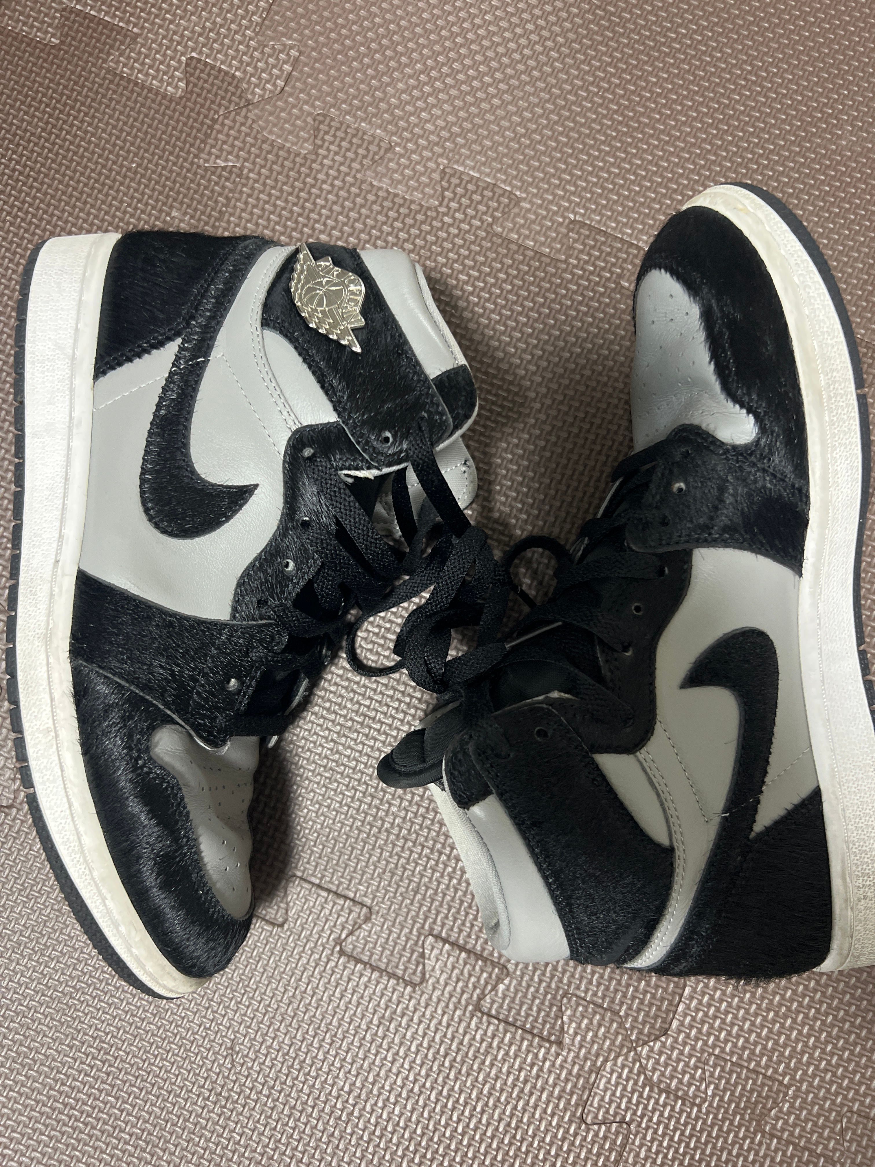 Nike Women's Air Jordan 1 Retro High OG "Medium Grey"