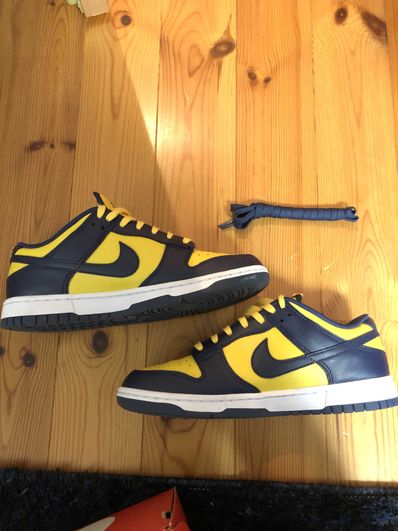 Nike Dunk Low "Michigan"